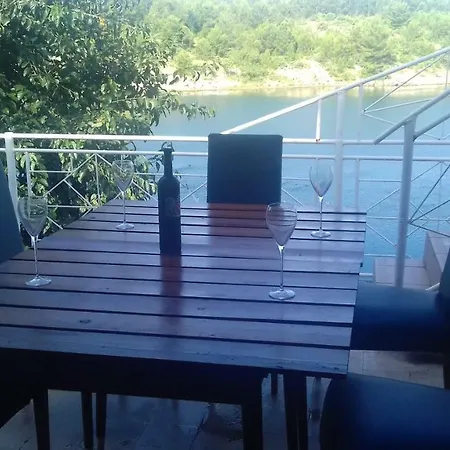 Ribnica 2 Apartmán Obrovac